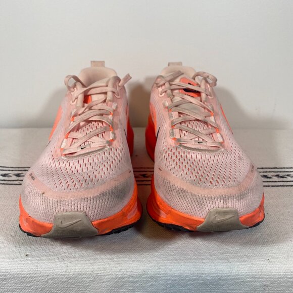 Nike Vomero 18 - size 9 - Picture 3 of 5